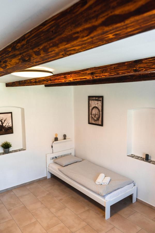 Apartmany Pulgary Bulhary Exteriör bild