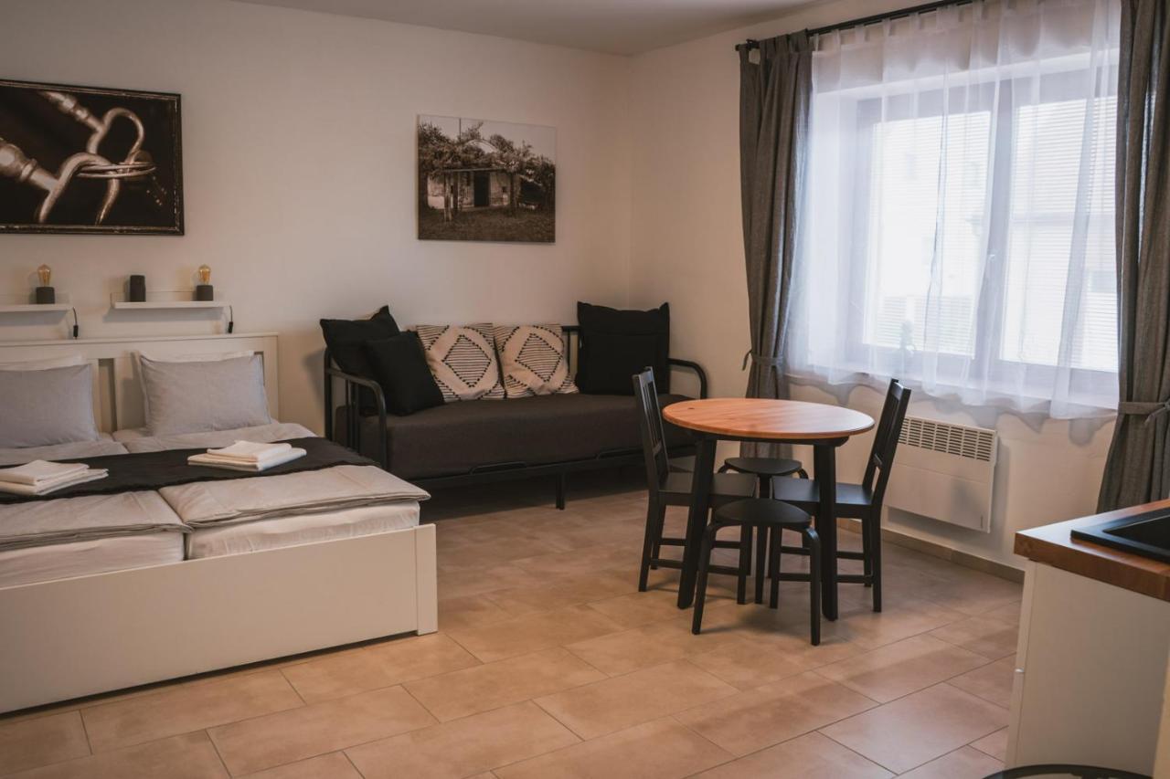 Apartmany Pulgary Bulhary Exteriör bild