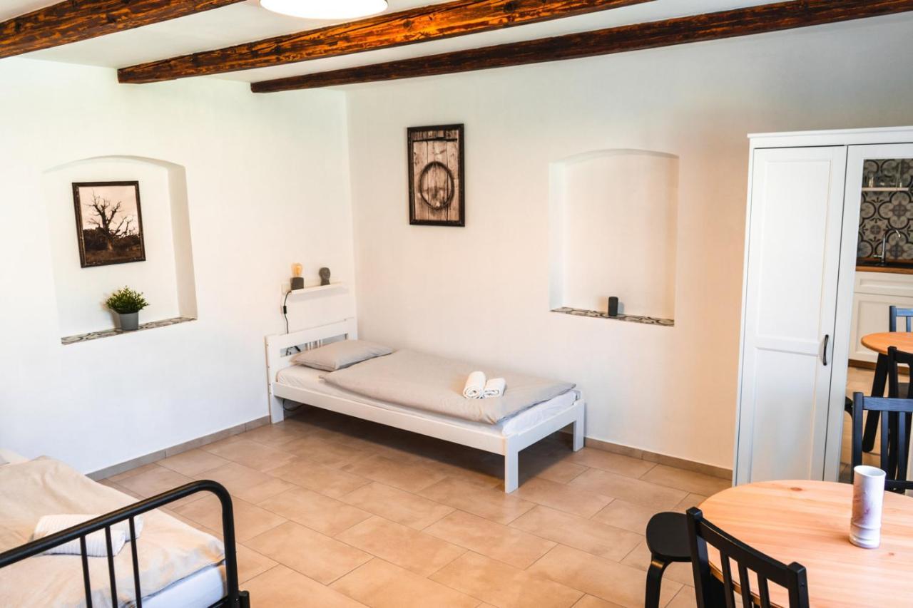 Apartmany Pulgary Bulhary Exteriör bild