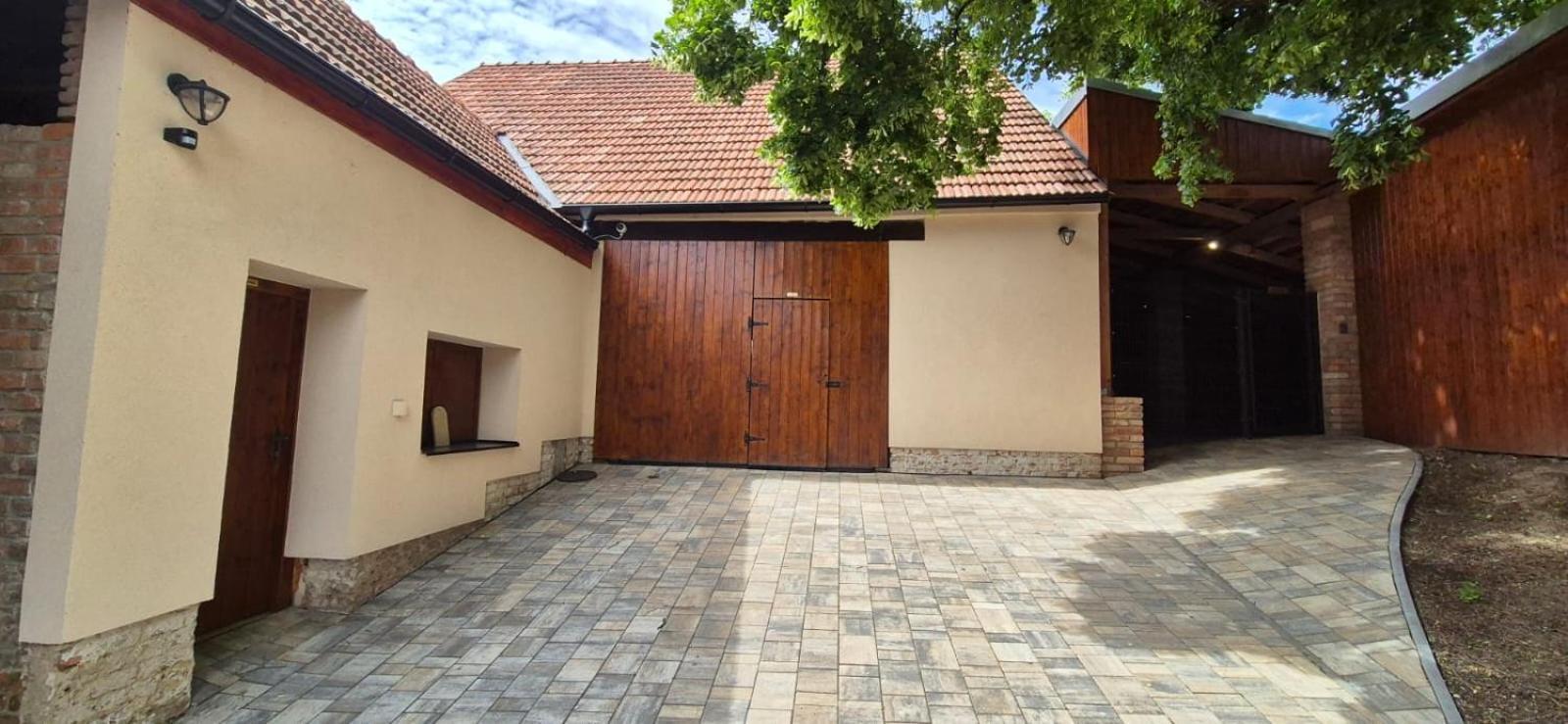 Apartmany Pulgary Bulhary Exteriör bild